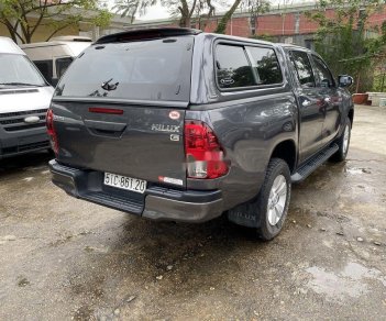 Toyota Hilux 2016 - Cần bán xe Toyota Hilux năm sản xuất 2016, màu xám, nhập khẩu nguyên chiếc, giá chỉ 510 triệu