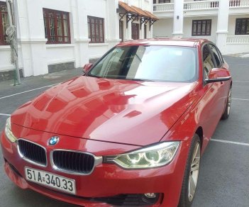 BMW 3 Series 2012 - Bán BMW 3 Series 320i năm 2012, màu đỏ chính chủ, giá 650tr