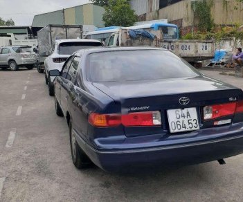 Toyota Camry 2000 - Cần bán lại xe Toyota Camry năm sản xuất 2000, màu xanh lam