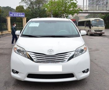 Toyota Sienna 2011 - Bán ô tô Toyota Sienna đời 2011, xe nhập