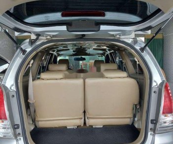 Toyota Innova 2011 - Bán Toyota Innova G sản xuất năm 2011, nhập khẩu nguyên chiếc