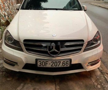 Mercedes-Benz C class   2012 - Cần bán lại xe Mercedes sản xuất năm 2012, màu trắng, nhập khẩu nguyên chiếc, 600 triệu