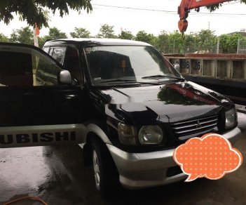 Mitsubishi Jolie 2002 - Cần bán gấp Mitsubishi Jolie năm 2002, màu đen, gia đình đang sử dụng