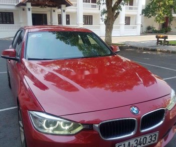 BMW 3 Series 2012 - Bán BMW 3 Series 320i năm 2012, màu đỏ chính chủ, giá 650tr