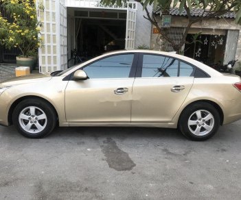 Chevrolet Cruze 2013 - Cần bán gấp Chevrolet Cruze đời 2013, màu vàng còn mới giá cạnh tranh