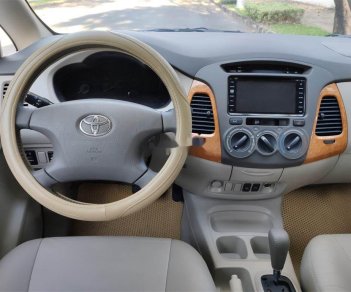 Toyota Innova   2011 - Bán Toyota Innova V đời 2011, giá chỉ 420 triệu