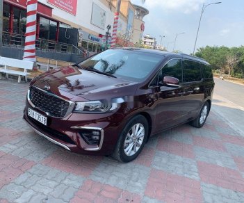 Kia Sedona   2019 - Bán xe Kia Sedona đời 2019, màu đỏ như mới