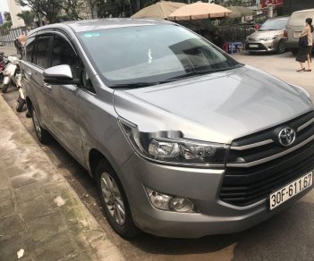 Toyota Innova   2019 - Bán xe Toyota Innova sản xuất năm 2019, màu bạc