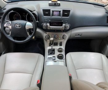 Toyota Highlander   SE  2011 - Bán ô tô Toyota Highlander SE đời 2011, nhập khẩu nguyên chiếc, giá tốt