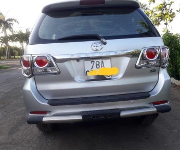 Toyota Fortuner 2014 - Cần bán gấp Toyota Fortuner 2014, màu bạc chính chủ, giá tốt