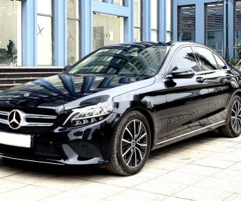 Mercedes-Benz C class   2018 - Bán ô tô Mercedes C200 sản xuất 2018, màu đen