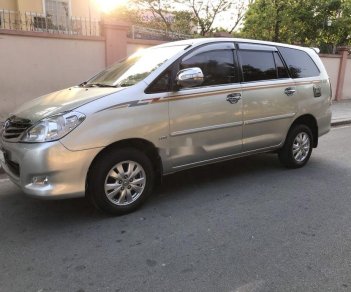 Toyota Innova 2010 - Cần bán lại xe Toyota Innova G sản xuất năm 2010, màu bạc, giá chỉ 335 triệu