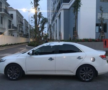 Kia Forte     2011 - Bán ô tô Kia Forte sản xuất năm 2011, màu trắng
