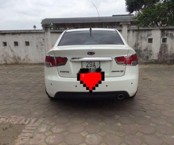 Kia Forte   2011 - Cần bán xe Kia Forte 2011, màu trắng xe gia đình, 325tr