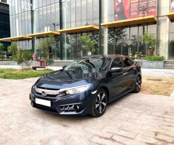 Honda Civic 2017 - Cần bán Honda Civic L sản xuất năm 2017, màu đen, giá chỉ 770 triệu