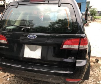 Ford Escape 2012 - Bán lại Ford Escape sản xuất 2012, màu đen, xe chính chủ