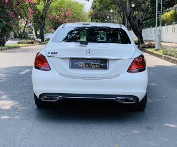 Mercedes-Benz C class 2019 - Cần bán xe với giá thấp Mercedes-Benz C200 Exclusive đã độ full body C63s, đời 2019