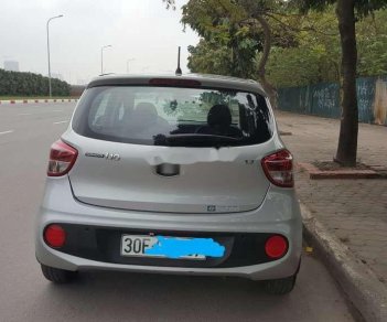 Hyundai Grand i10 2017 - Cần bán xe Hyundai Grand i10 đời 2017, màu bạc, xe nhập