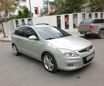 Hyundai i30   CW 1.6 AT   2010 - Cần bán lại xe Hyundai i30 CW 1.6 AT đời 2010, màu bạc, xe nhập chính chủ