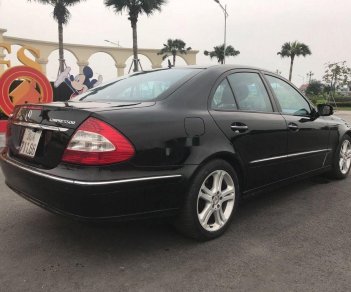 Mercedes-Benz E class   2008 - Cần bán Mercedes E200 đời 2008, màu đen 