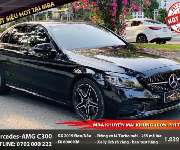 Mercedes-Benz C class C300 AMG 2019 - Bán xe Mercedes C300 AMG đời 2019, màu đen, xe mới 98%