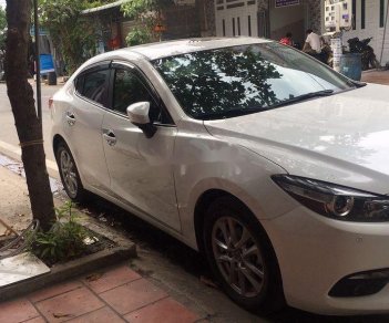 Mazda 3     2018 - Cần bán gấp Mazda 3 đời 2018, màu trắng còn mới