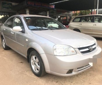 Daewoo Lacetti 2010 - Cần bán Daewoo Lacetti đời 2010, màu bạc, giá chỉ 188 triệu