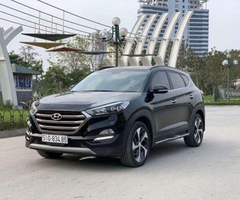 Hyundai Tucson   2018 - Bán Hyundai Tucson sản xuất năm 2018, màu đen, số tự động