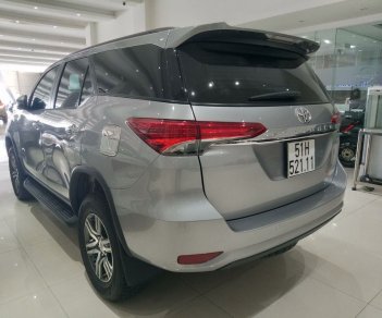 Toyota Fortuner 2.7V 2019 - Bán Toyota Fortuner 2.7V sản xuất năm 2019, màu bạc, xe cũ như mới