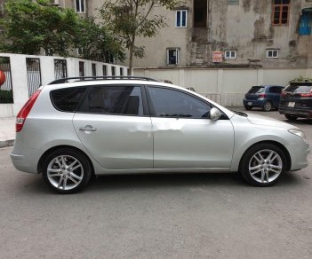 Hyundai i30   CW 1.6 AT   2010 - Cần bán lại xe Hyundai i30 CW 1.6 AT đời 2010, màu bạc, xe nhập chính chủ