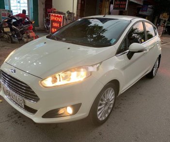 Ford Fiesta 2018 - Cần bán lại xe Ford Fiesta đời 2018, màu trắng, 452tr