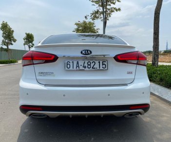 Kia Cerato 2.0 AT 2018 - Cần bán lại xe Kia Cerato 2.0 AT đời 2018, màu trắng, giá chỉ 599 triệu