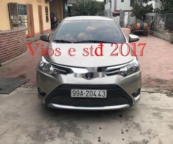 Toyota Vios 2017 - Bán ô tô Toyota Vios AT đời 2017, màu vàng cát, giá 460 triệu