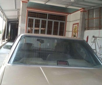 Toyota Camry 1985 - Cần bán lại xe Toyota Camry đời 1985, màu vàng, nhập khẩu nguyên chiếc, giá tốt