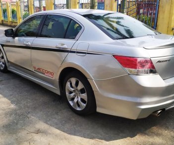 Honda Accord 2007 - Bán chiếc Honda Accord 2007, màu bạc, xe nhập, giá cực kì hấp dẫn