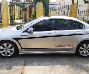 Honda Accord 2007 - Bán chiếc Honda Accord 2007, màu bạc, xe nhập, giá cực kì hấp dẫn