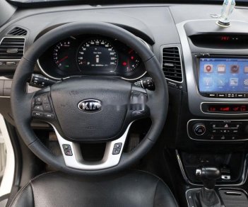 Kia Sorento 2014 - Cần bán gấp Kia Sorento năm 2014, màu trắng, giá 628tr