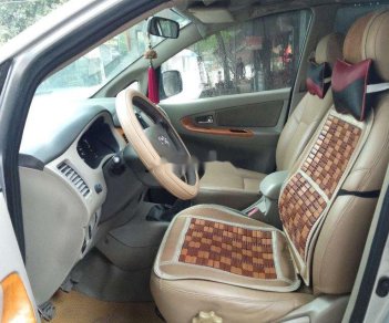 Toyota Innova 2010 - Bán Toyota Innova G MT năm 2010, màu bạc số sàn, giá tốt