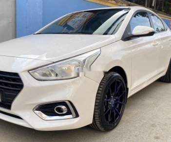 Hyundai Accent 2018 - Bán ô tô Hyundai Accent 2018, màu trắng, 389tr