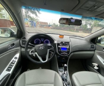 Hyundai Accent   2013 - Cần bán gấp Hyundai Accent đời 2013, màu bạc, giá 359tr