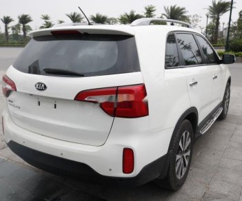 Kia Sorento 2014 - Cần bán gấp Kia Sorento năm 2014, màu trắng, giá 628tr