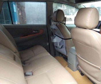 Toyota Innova 2010 - Bán Toyota Innova G MT năm 2010, màu bạc số sàn, giá tốt