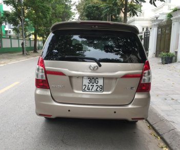 Toyota Innova 2014 - Chính chủ cần bán gấp chiếc Toyota Innova 2.0E sản xuất 2014, giá cạnh tranh