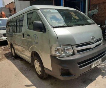 Toyota Hiace 2011 - Cần bán xe Toyota Hiace năm 2011, màu xám