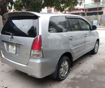 Toyota Innova 2010 - Bán Toyota Innova G MT năm 2010, màu bạc số sàn, giá tốt