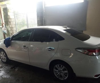 Toyota Vios 2019 - Cần bán lại xe Toyota Vios G AT đời 2019, màu trắng, xe nhập chính chủ, giá chỉ 530 triệu