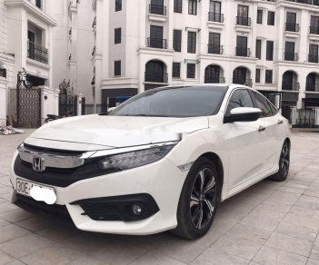 Honda Civic 2017 - Bán ô tô Honda Civic đời 2017, màu trắng, nhập khẩu, 740tr