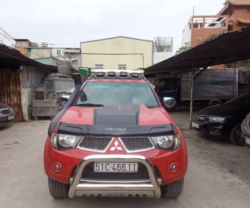 Mitsubishi Triton 2014 - Cần bán gấp Mitsubishi Triton năm 2014, màu đỏ