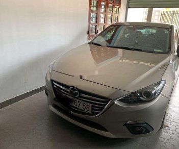 Mazda 3 2016 - Cần bán gấp Mazda 3 sản xuất năm 2016, màu bạc