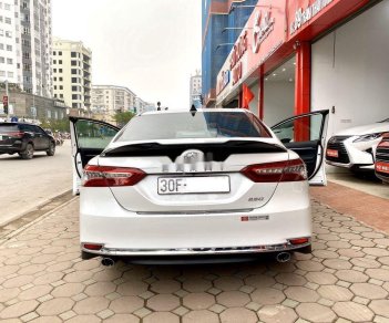 Toyota Camry   2019 - Bán Toyota Camry 2.5Q đời 2019, bảo hiểm thân vỏ 1 năm